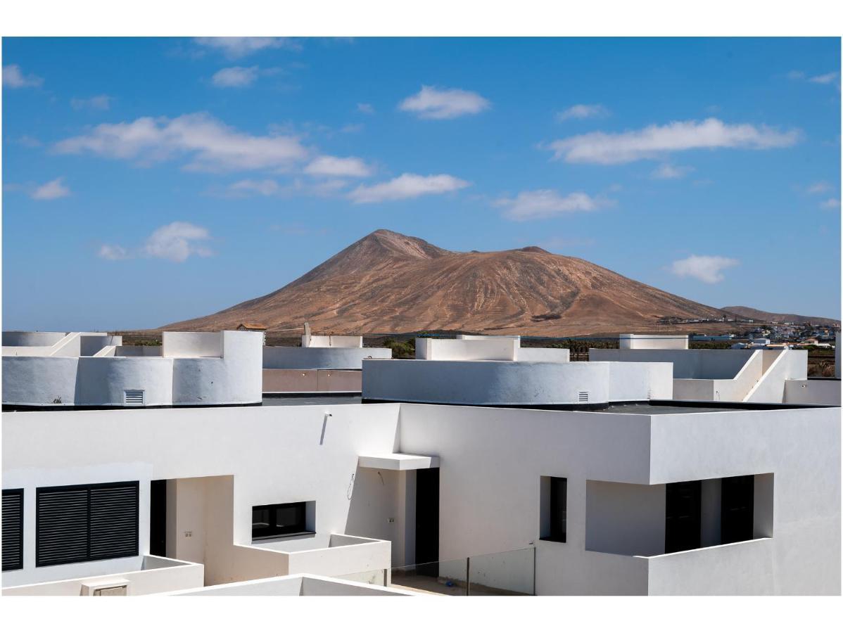 Ftv Holidays Homes Casa Tiare La Oliva Exterior photo